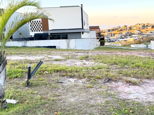 Terreno com 451m², à venda, no bairro Condomínio Residencial Monaco em São José dos Campos