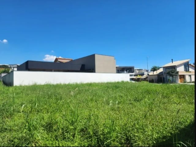 Terreno com 600m², à venda, no bairro Condomínio Residencial Colinas do Paratehy em São José dos Campos