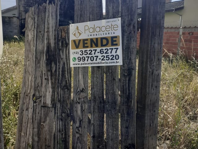 Terreno com 250m², à venda, no bairro Residencial Mombaça em Pindamonhangaba