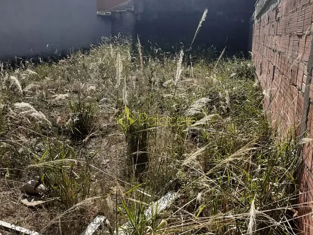 Terreno com 250m², à venda, no bairro Residencial Mombaça em Pindamonhangaba