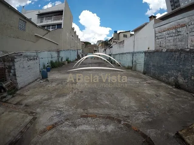 Ponto com 300m², para alugar, no bairro Pestana em Osasco