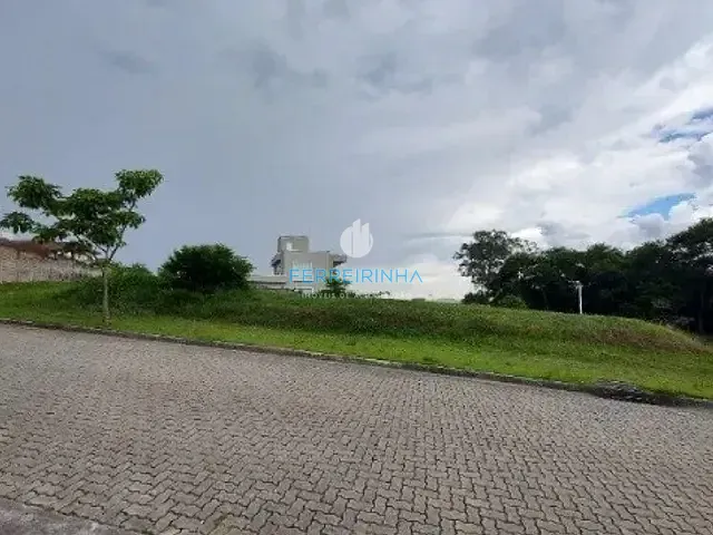 Terreno com 760m², à venda, no bairro Condomínio Reserva do Paratehy em São José dos Campos