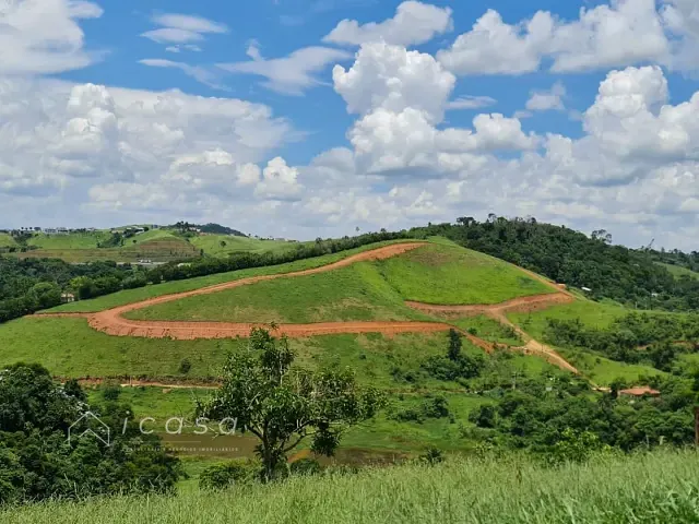 Terreno com 974m², à venda, no bairro Igaratá em Igaratá