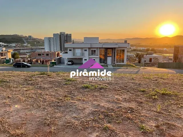Terreno com 602m², à venda, no bairro Urbanova em São José dos Campos