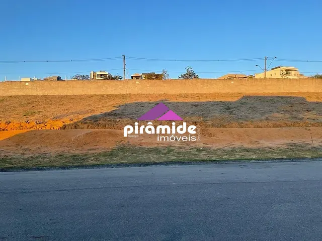 Terreno com 602m², à venda, no bairro Urbanova em São José dos Campos