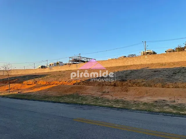 Terreno com 602m², à venda, no bairro Urbanova em São José dos Campos
