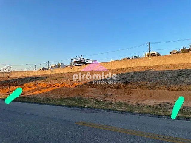 Terreno com 602m², à venda, no bairro Urbanova em São José dos Campos