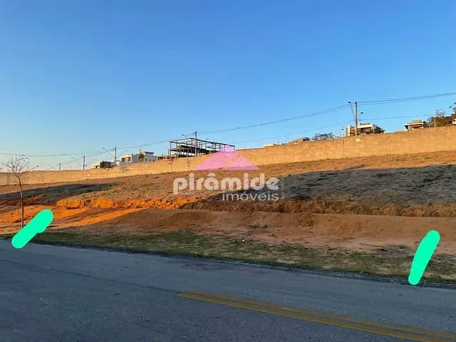 Terreno com 602m², à venda, no bairro Urbanova em São José dos Campos