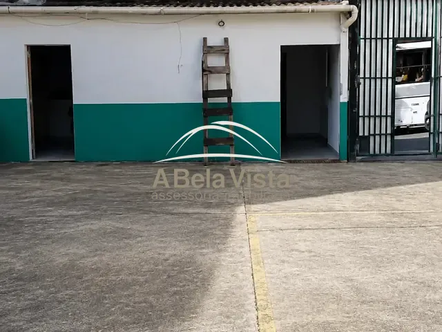 Terreno com 280m², para alugar, no bairro Vila Mercês em Carapicuíba