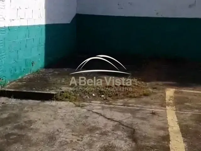 Terreno com 280m², para alugar, no bairro Vila Mercês em Carapicuíba