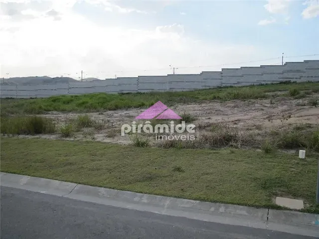 Terreno com 700m², à venda, no bairro Urbanova em São José dos Campos