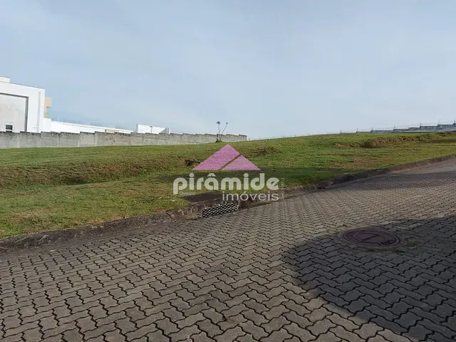 Terreno com 700m², à venda, no bairro Urbanova em São José dos Campos