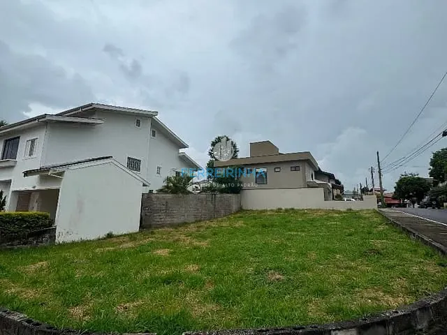 Terreno com 404m², à venda, no bairro Urbanova em São José dos Campos