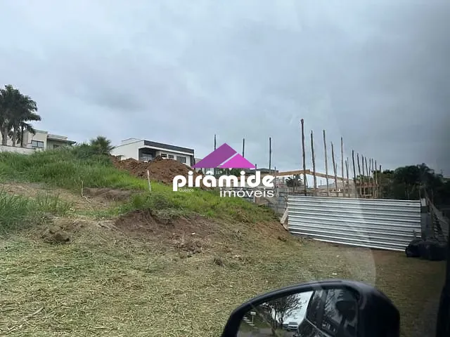 Terreno com 720m², à venda, no bairro Urbanova em São José dos Campos
