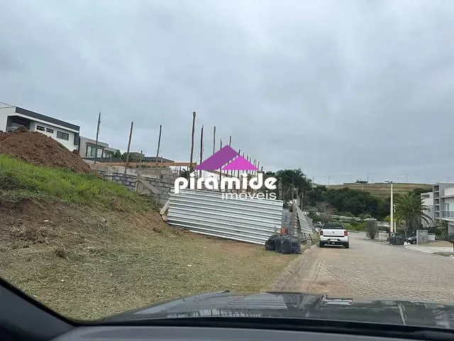 Terreno com 720m², à venda, no bairro Urbanova em São José dos Campos