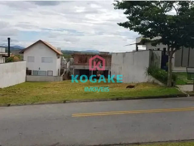 Terreno com 451m², à venda, no bairro Condomínio Residencial Monte Carlo em São José dos Campos