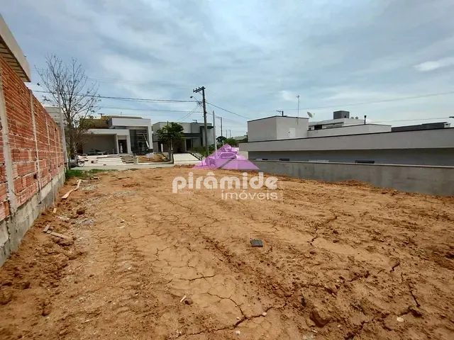 Terreno com 300m², à venda, no bairro Condomínio Terras do Vale em Caçapava