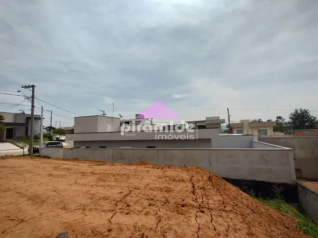 Terreno com 300m², à venda, no bairro Condomínio Terras do Vale em Caçapava