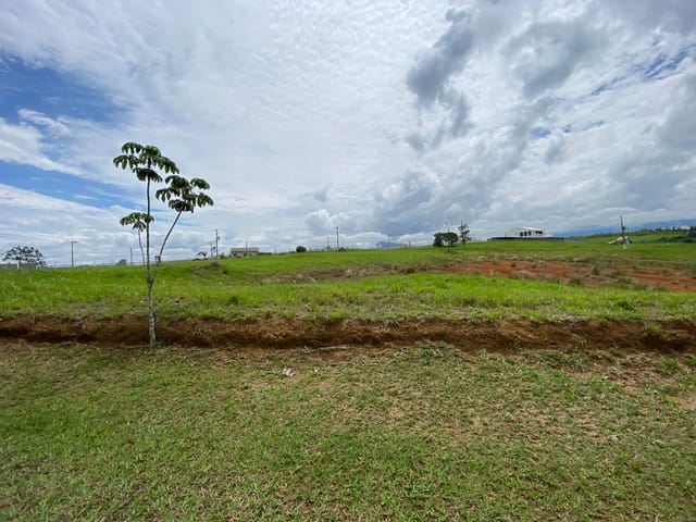 Terreno com 1000m², à venda, no bairro Condominio Village da Serra em Tremembé
