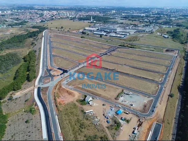 Terreno com 250m², à venda, no bairro Eugênio de Mello em São José dos Campos