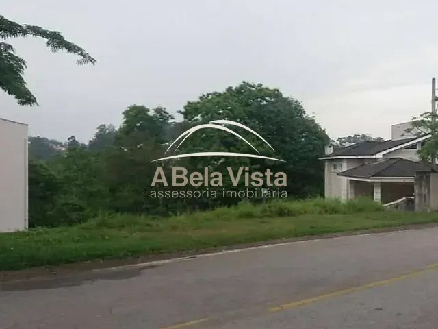 Terreno com 578m², à venda, no bairro Golf Gardens em Carapicuíba