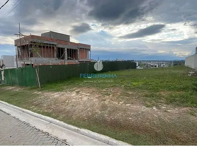 Terreno com 330m², à venda, no bairro Terras Alpha São José dos Campos em São José dos Campos