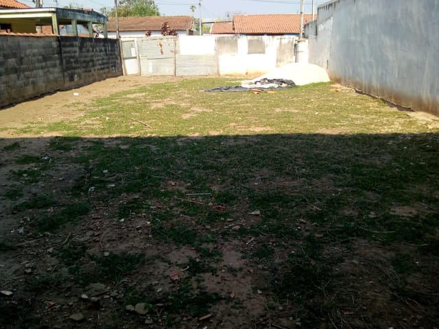 Terreno com 225m², à venda, no bairro Engenheiro Neiva em Guaratinguetá