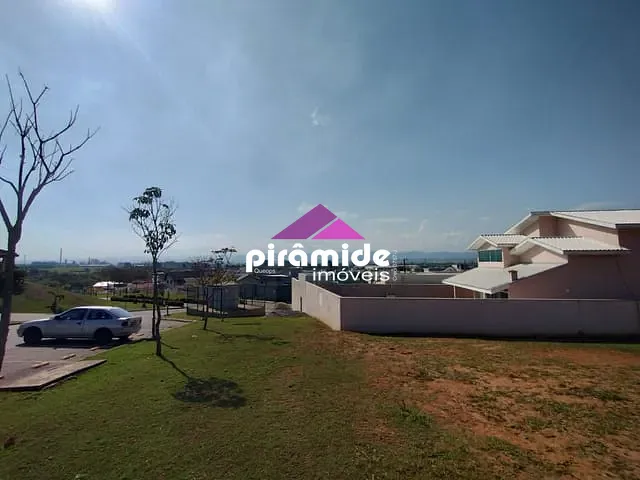 Terreno com 355m², à venda, no bairro Bairro do Grama em Caçapava