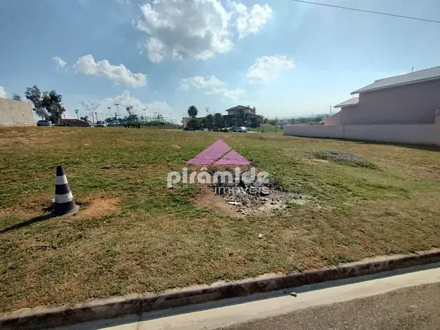 Terreno com 355m², à venda, no bairro Bairro do Grama em Caçapava