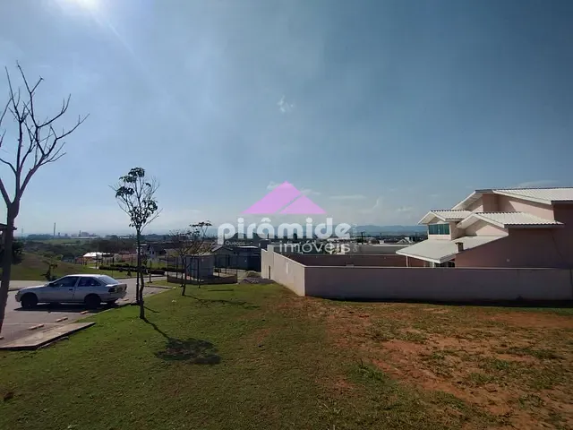 Terreno com 355m², à venda, no bairro Bairro do Grama em Caçapava