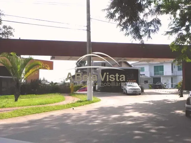 Terreno com 516m², à venda, no bairro Golf Gardens em Carapicuíba