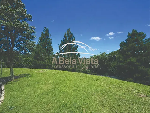 Terreno com 777m², à venda, no bairro Granja Viana em Carapicuíba