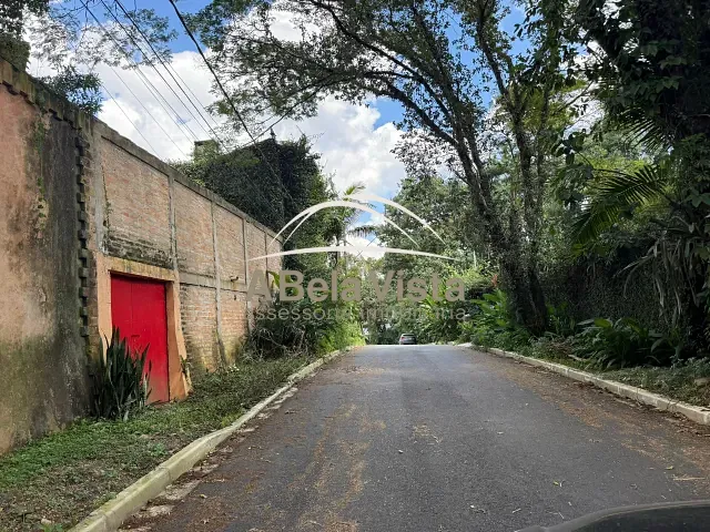 Terreno com 4500m², à venda, no bairro Vila Diva em Carapicuíba