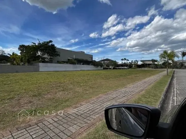 Terreno com 1390m², à venda, no bairro Condomínio Chácara Serimbura em São José dos Campos