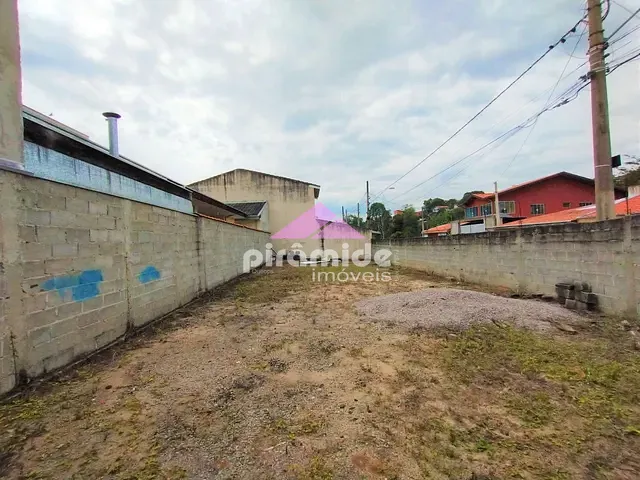 Terreno com 243m², à venda, no bairro Loteamento Villa Branca em Jacareí