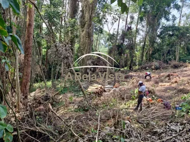 Terreno com 1403m², à venda, no bairro Algarve em Cotia
