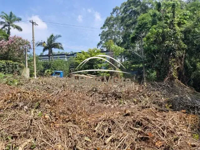 Terreno com 1403m², à venda, no bairro Algarve em Cotia