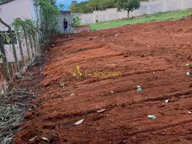 Terreno com 910m², à venda, no bairro Barreiro em Taubaté