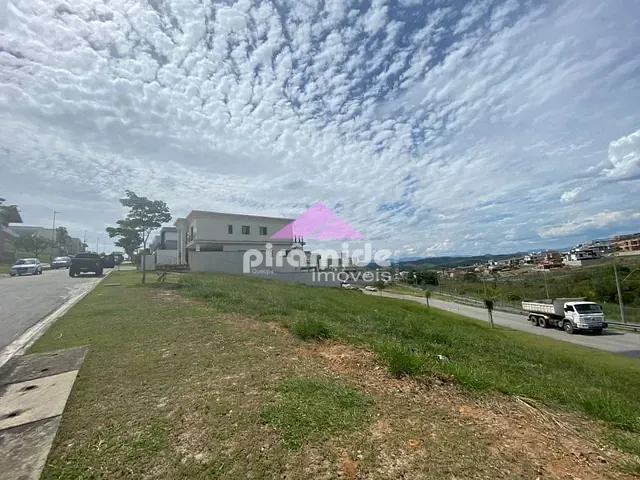 Terreno com 451m², à venda, no bairro Urbanova em São José dos Campos