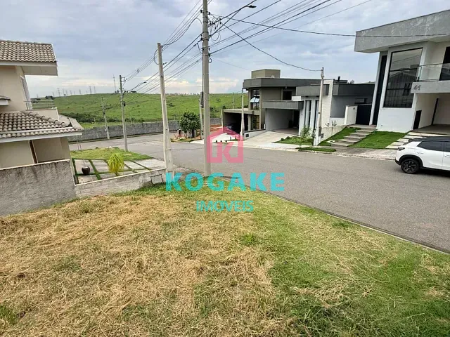Terreno com 250m², à venda, no bairro Residencial Colinas em Caçapava