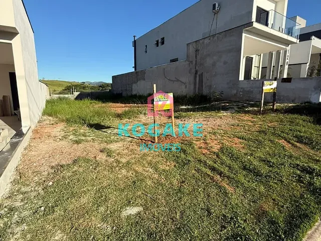 Terreno com 300m², à venda, no bairro Residencial Esperança em Caçapava
