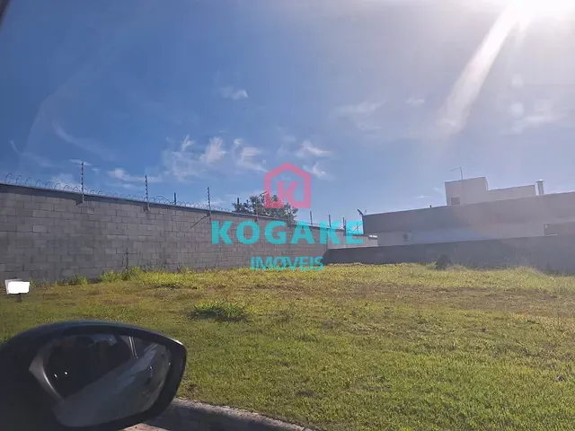 Terreno com 430m², à venda, no bairro Residencial Colinas em Caçapava