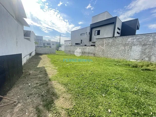 Terreno com 300m², à venda, no bairro Urbanova em São José dos Campos