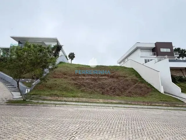 Terreno com 823m², à venda, no bairro Condomínio Reserva do Paratehy em São José dos Campos