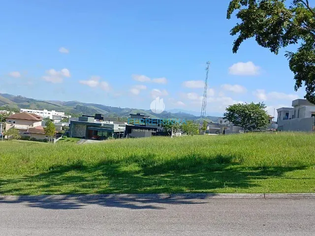 Terreno com 601m², à venda, no bairro Condomínio Residencial Colinas do Paratehy em São José dos Campos