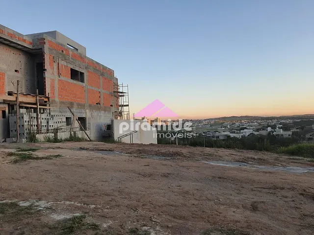 Terreno com 330m², à venda, no bairro Urbanova em São José dos Campos