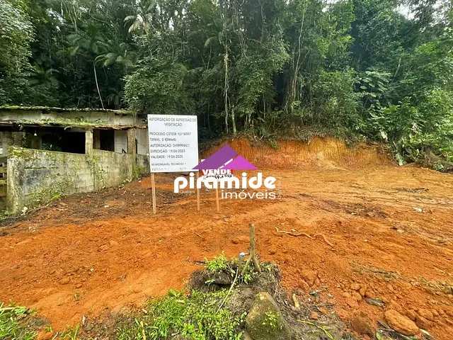 Terreno com 538m², à venda, no bairro Verde Mar em Caraguatatuba