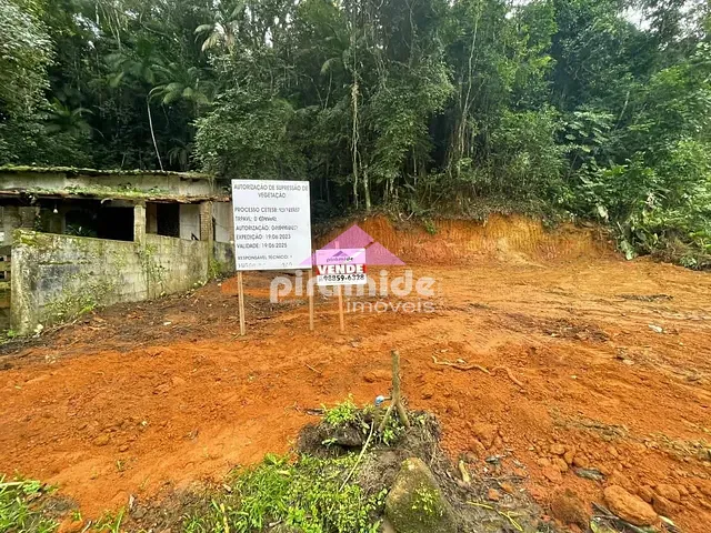 Terreno com 538m², à venda, no bairro Verde Mar em Caraguatatuba