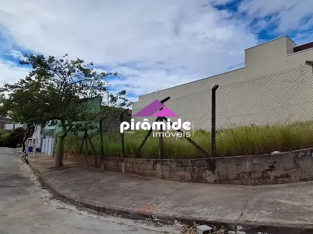 Terreno com 253m², à venda, no bairro Jardim Limoeiro em São José dos Campos