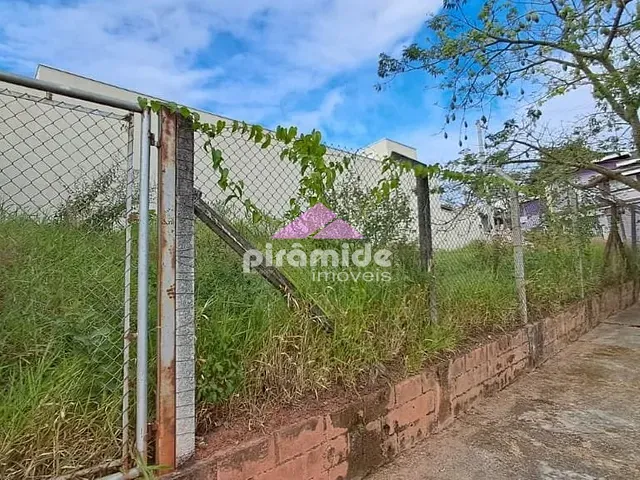 Terreno com 253m², à venda, no bairro Jardim Limoeiro em São José dos Campos